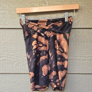 OFFLINE By Aerie Real Me High Waisted Crossover 7" Bike Short M